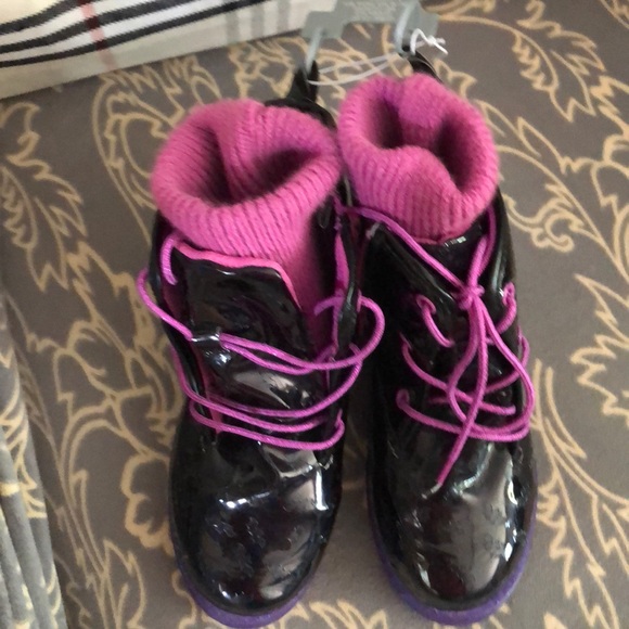 vampirina fashion boots